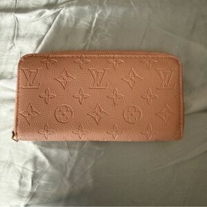 Louis Vuitton Pink Zippy Wallet M64090 – Excellent Condition